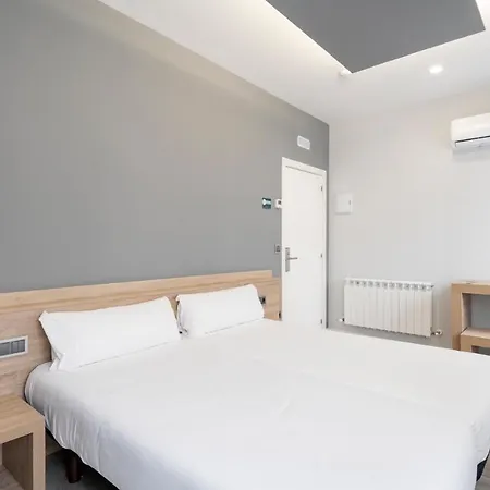 Alda Pilgrim Hostel Ponferrada